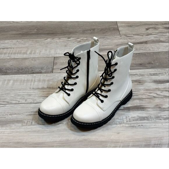 Arizona Jean Co Queen Flat Heel Combat Boots Size 7.5 - Picture 2 of 13